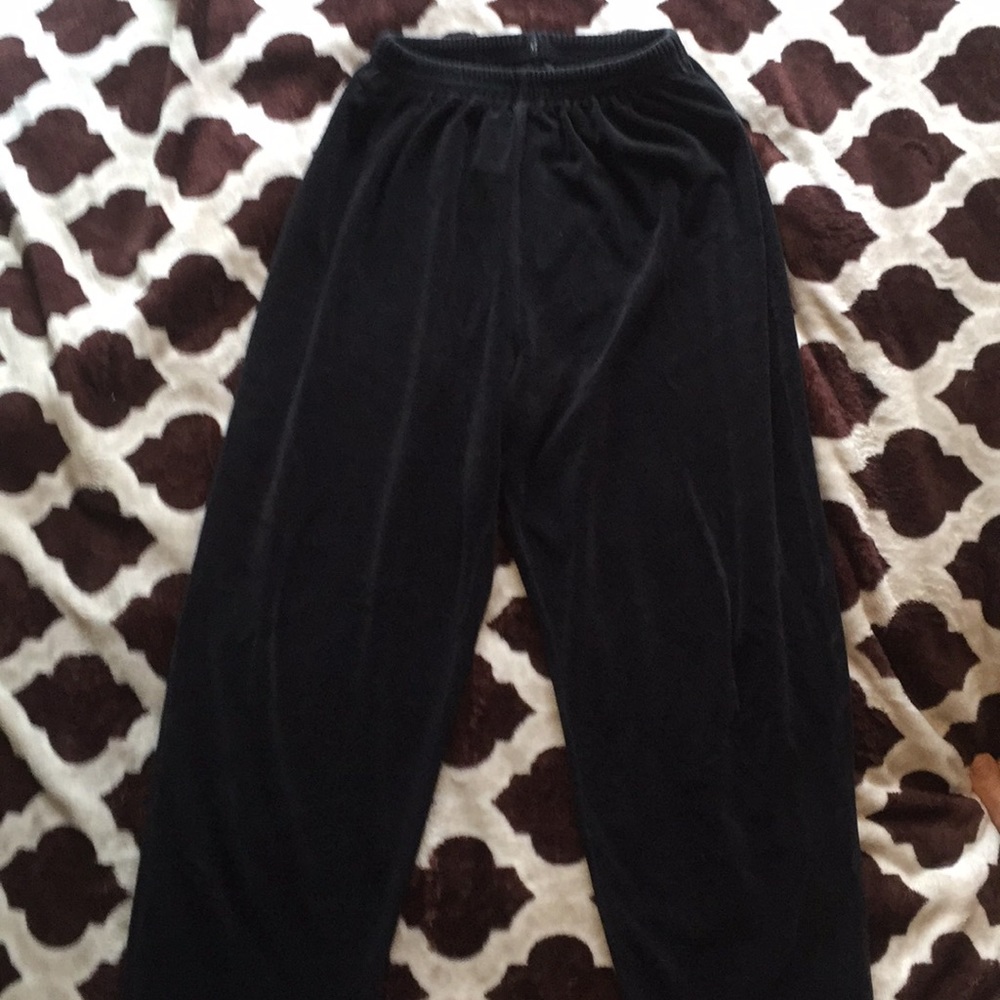 Black elastic waist velour size large lounge pants